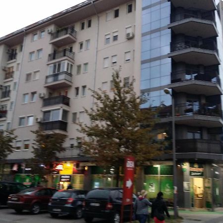 شقة Apartman Mile سوبوتيتْسا المظهر الخارجي الصورة
