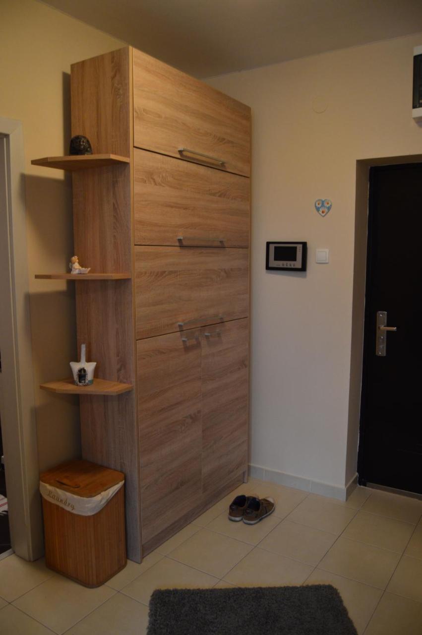 شقة Apartman Mile سوبوتيتْسا المظهر الخارجي الصورة